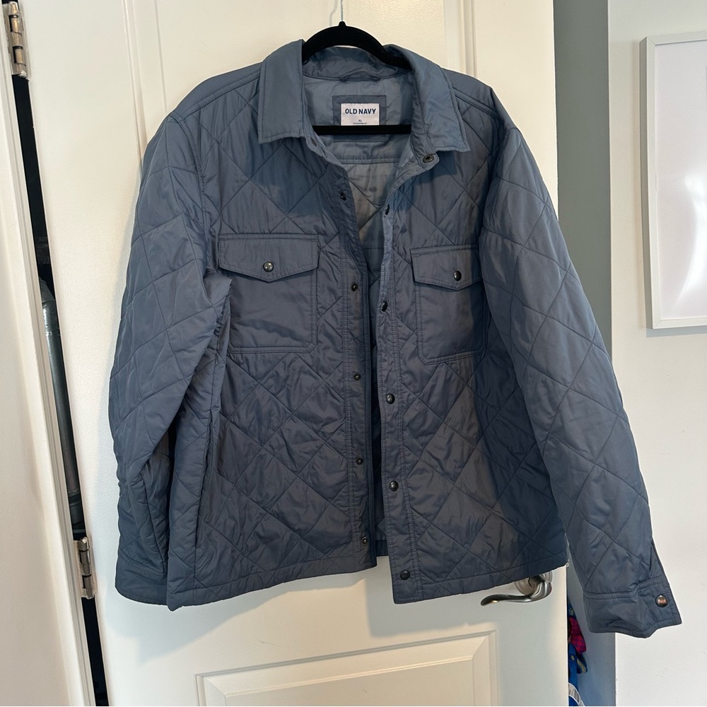 Old Navy Water-Resistant Quilted Shacket in Wintry Waters Blue - Picture 4 of 8
